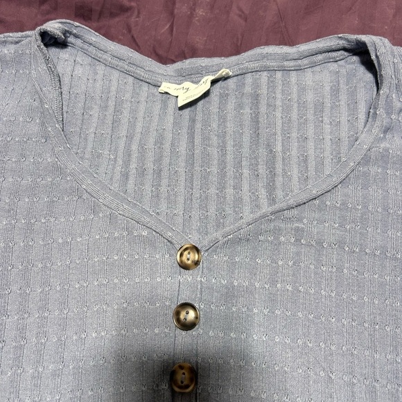 In Every Story - 1x -24” pit to pit blue long sleeve top-waffle like fabric - - Picture 6 of 9